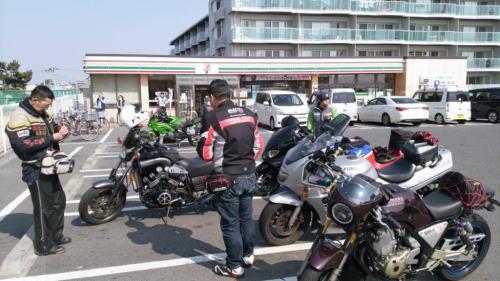 集合場所。今日は気楽なショートツーリングです。