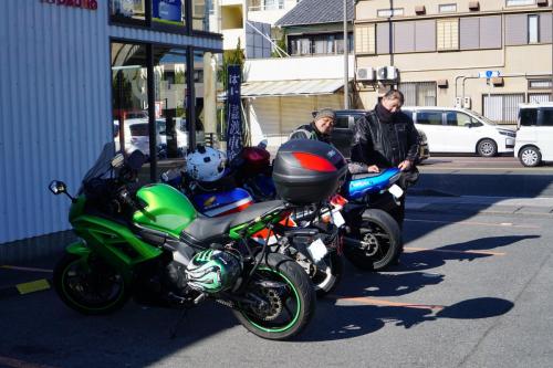 レッカー待ちなう（ﾊﾟｼｬ