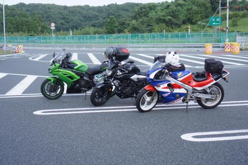 今回の参加バイクを並べてみた