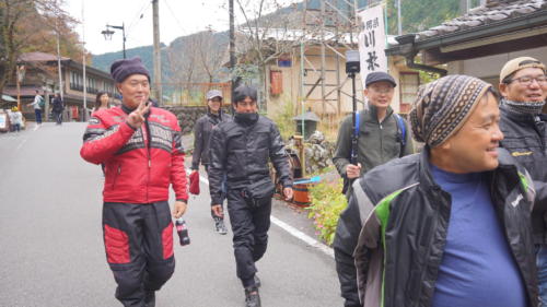 これから夢の吊り橋に向かいます