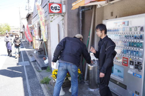 肩身の狭い喫煙者たち