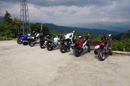 最後にバイクの写真でも（この時は晴れてました・・